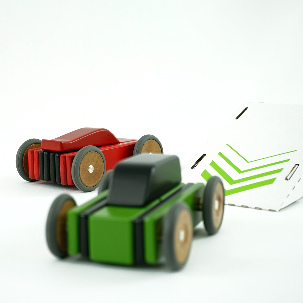 tegu-Magnetisches Auto-Set "Compact Car Dart" rot