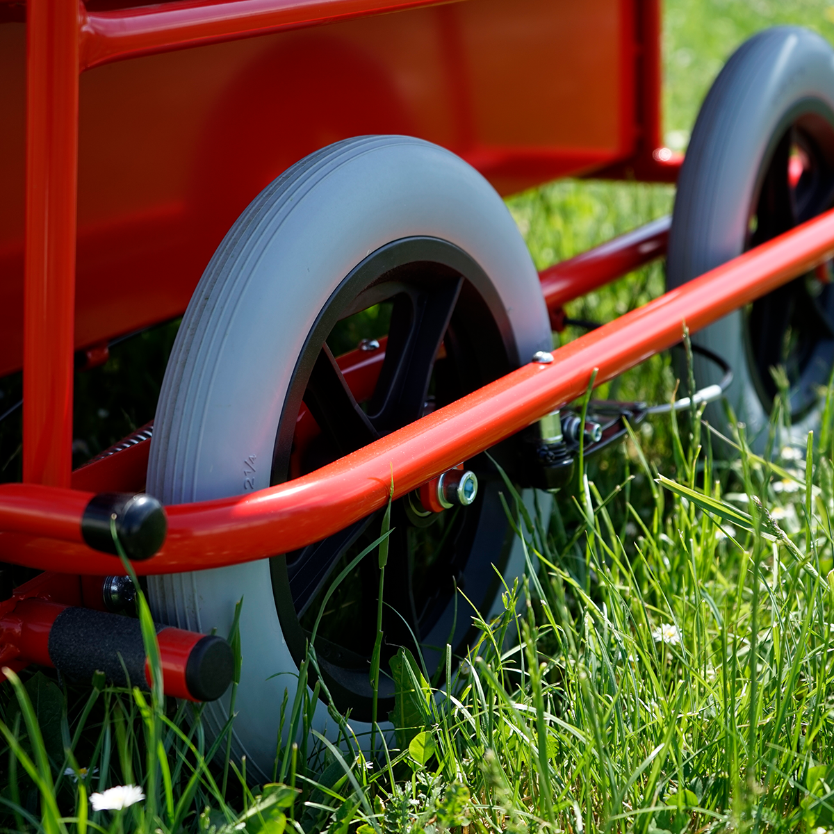 Kinderkrippenwagen rot, 6-Sitzer